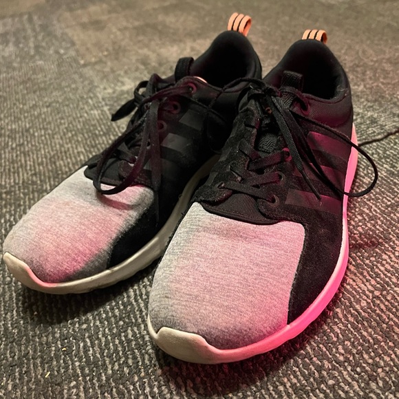 Adidas runners - Picture 2 of 7
